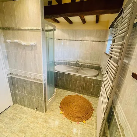 Exceptional In A Quiet Area 펜션