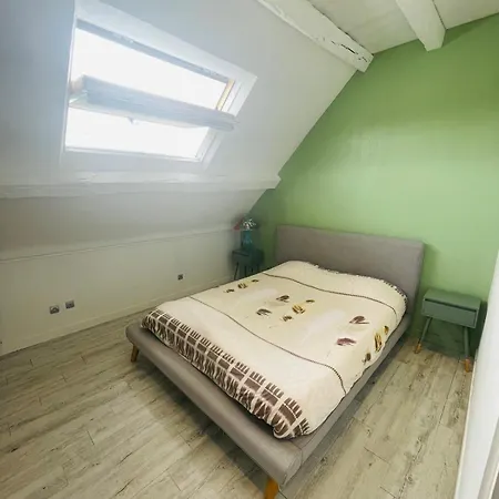 Exceptional In A Quiet Area 펜션 Les Essarts-les-Sezanne